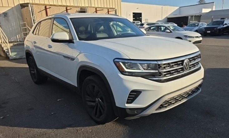 2022 Volkswagen Atlas Cross Sport SE w/Tech