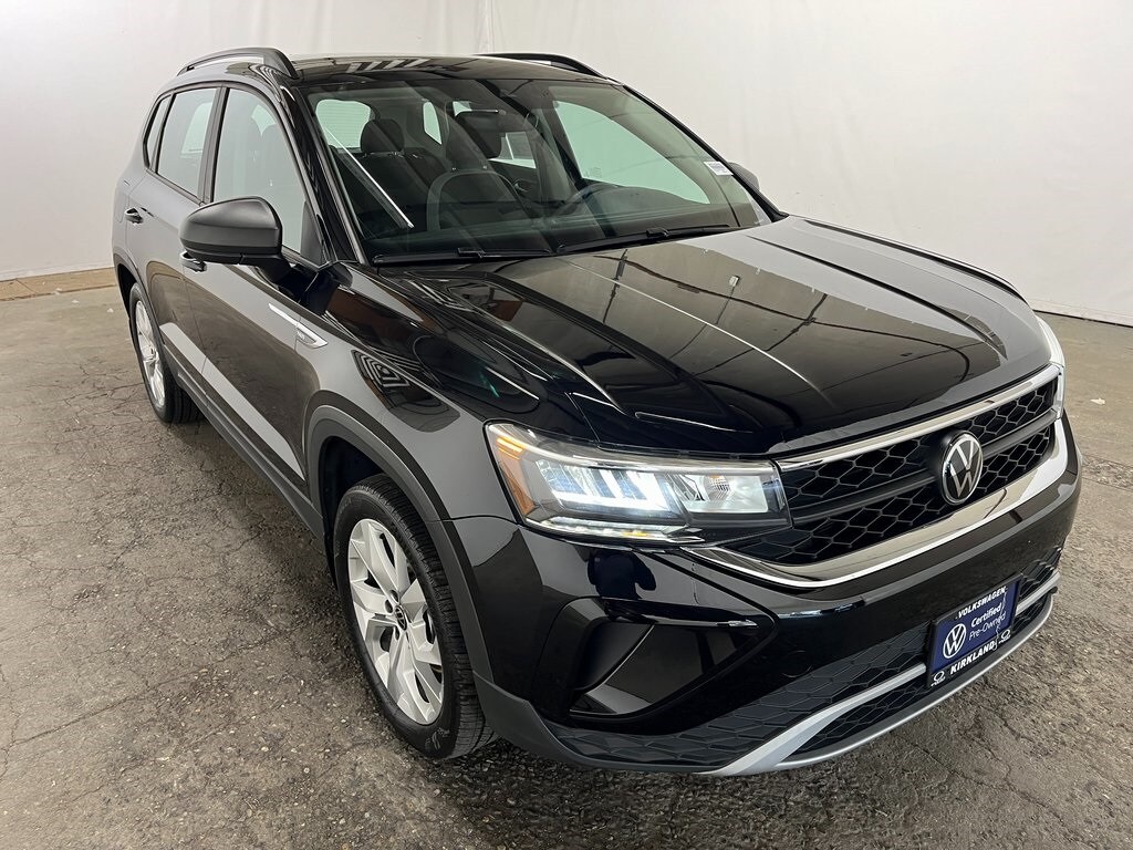 2023 Volkswagen Taos S photo 3