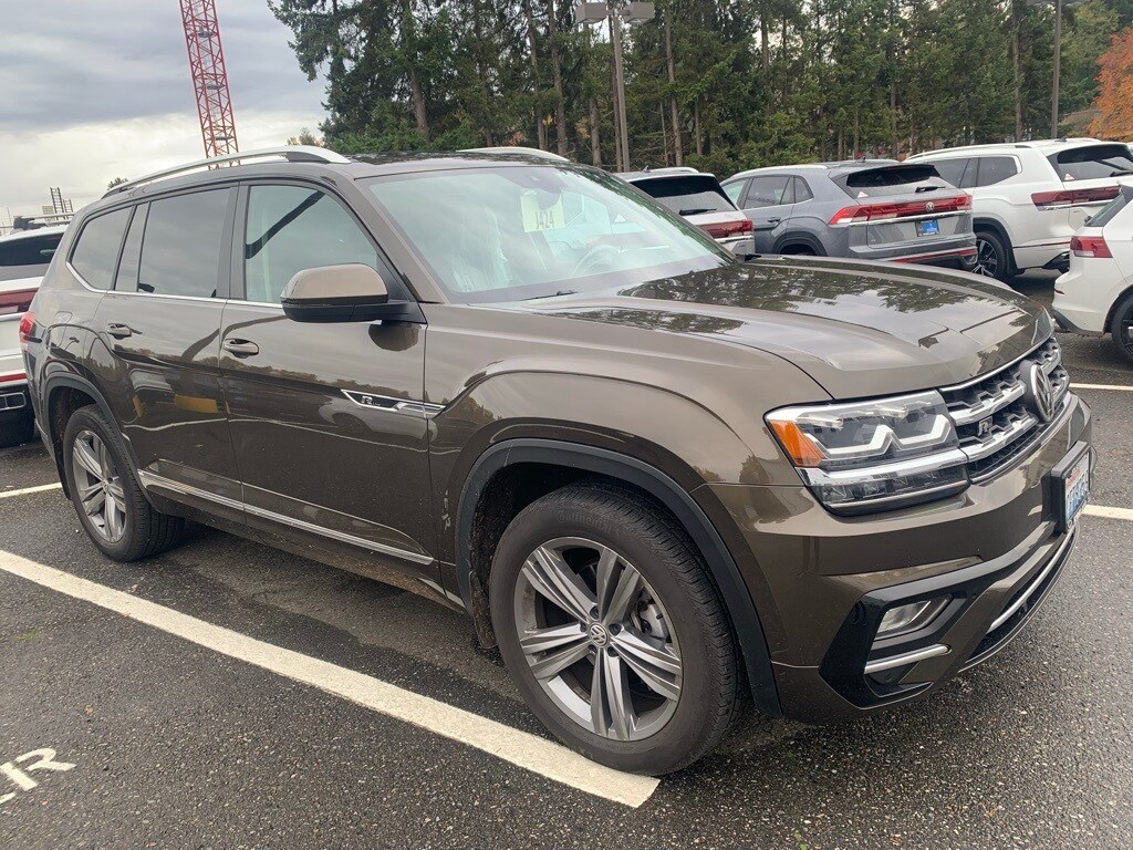 2019 Volkswagen Atlas V6 SEL R-Line photo 2