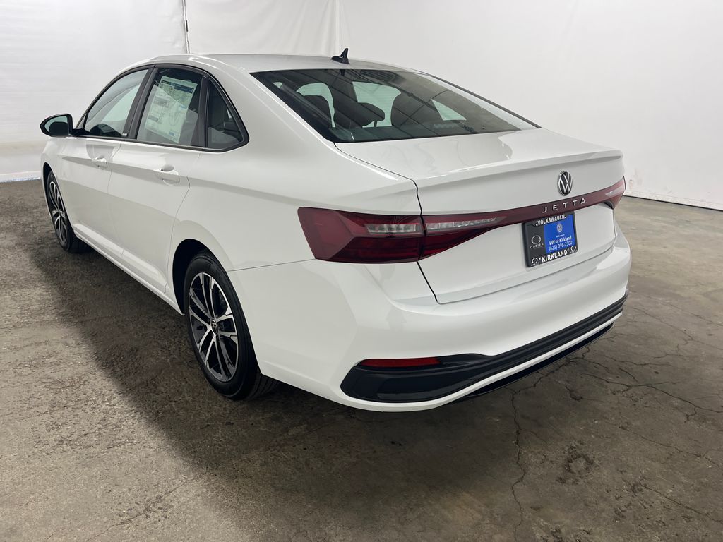 2026 Volkswagen Jetta Sport - Photo 7