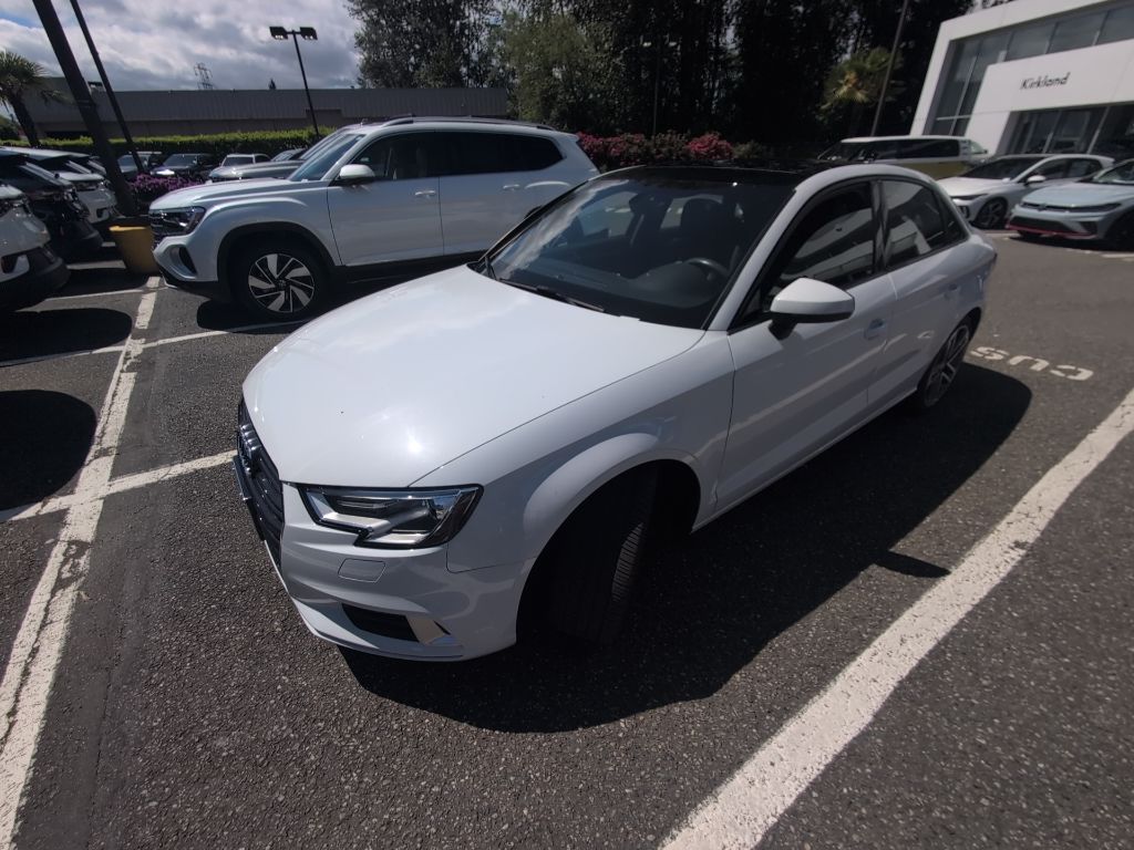 2017 Audi A3 2.0T quattro S tronic Premium's photo