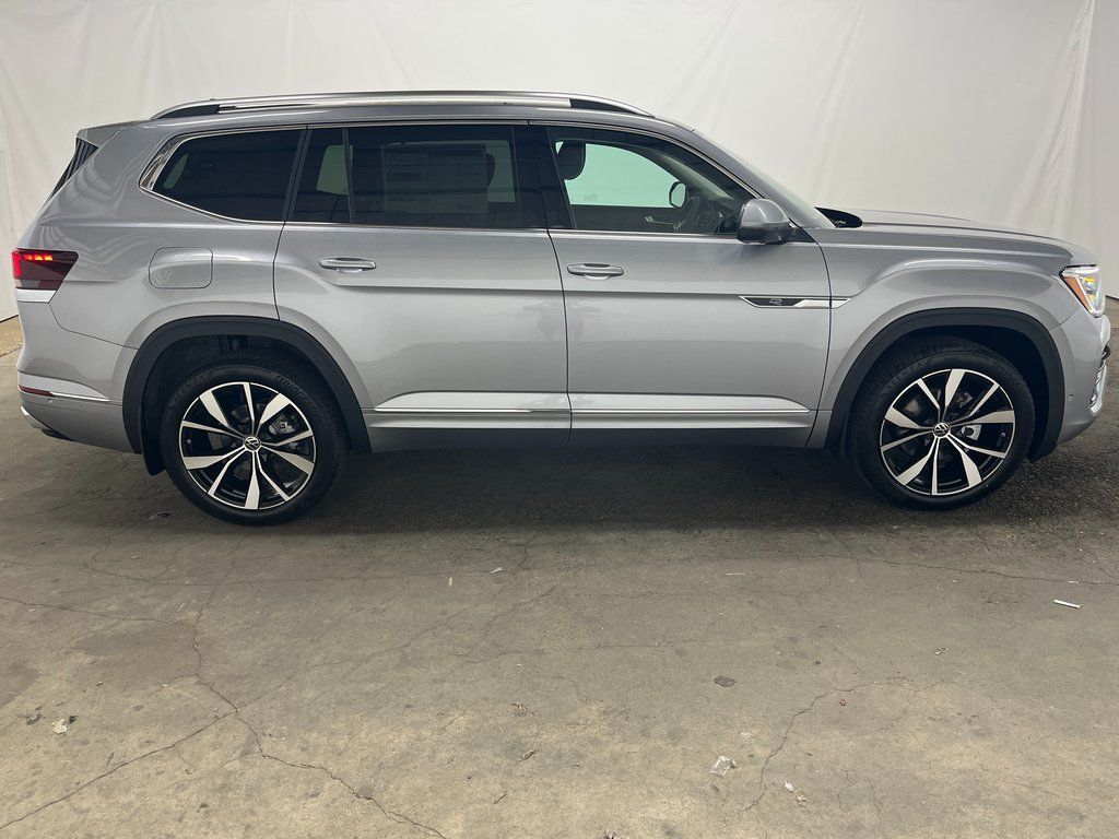 2026 Volkswagen Atlas SEL Premium R-Line - Photo 4