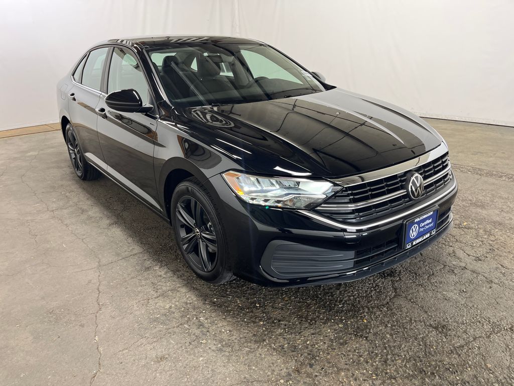 3VW7M7BU8RM011363