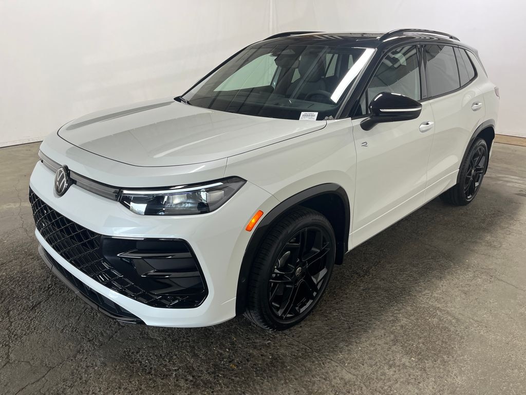 New 2026 Volkswagen Tiguan 2.0T SE R-Line Black SUV