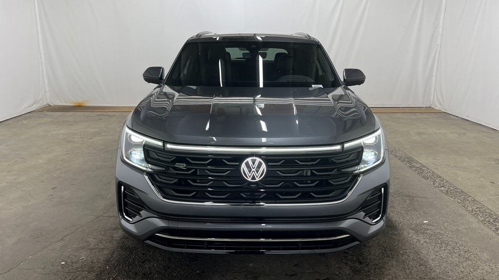New 2025 Volkswagen Atlas Cross Sport 2.0T SEL Premium R-Line AWD SUV