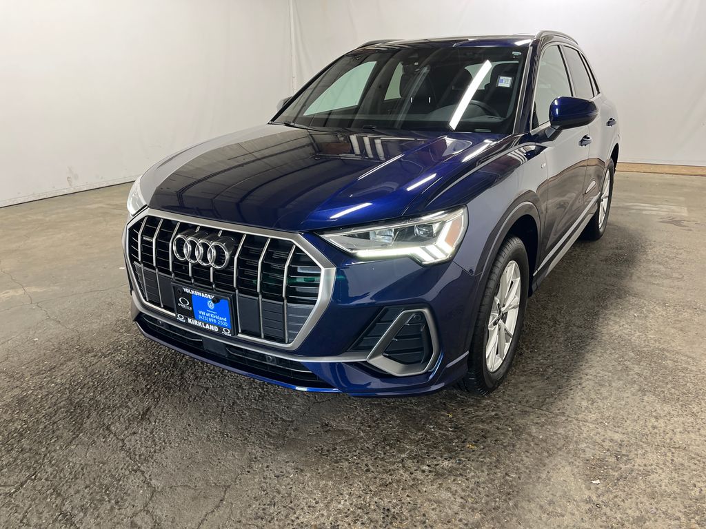 2025 Audi Q3 45 TFSI S Line Premium quattro's photo