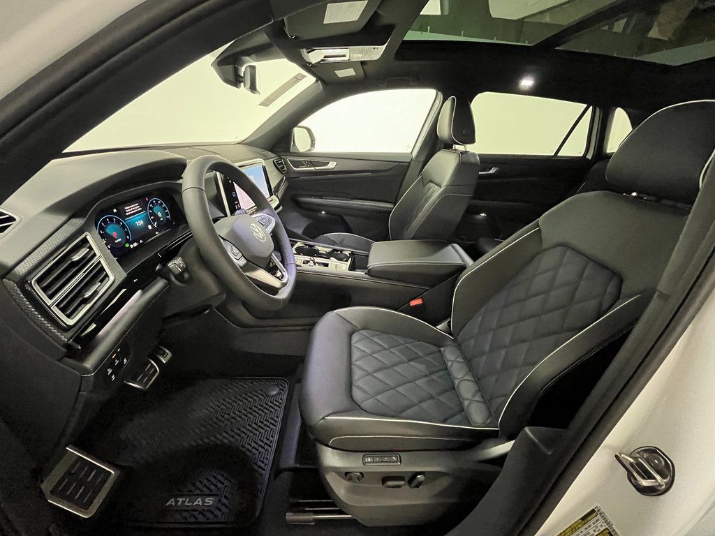2026 Volkswagen Atlas Cross Sport SEL Premium R-LINE - Photo 12