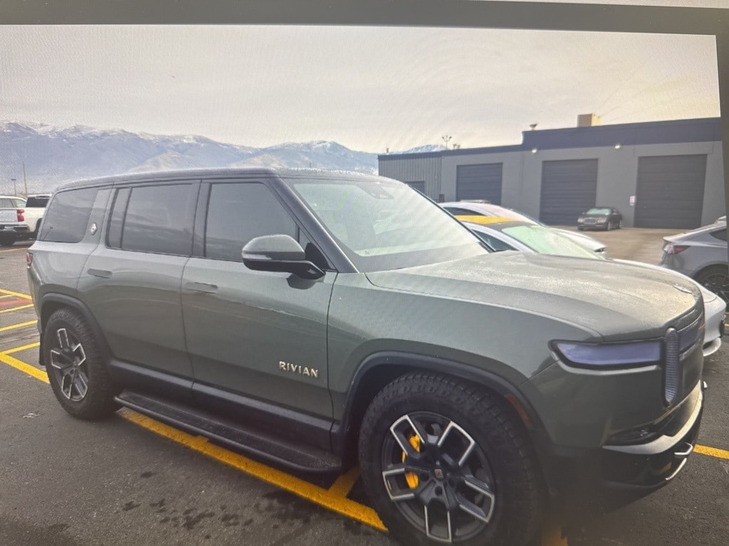 Used 2024 Rivian R1S Launch Edition SUV