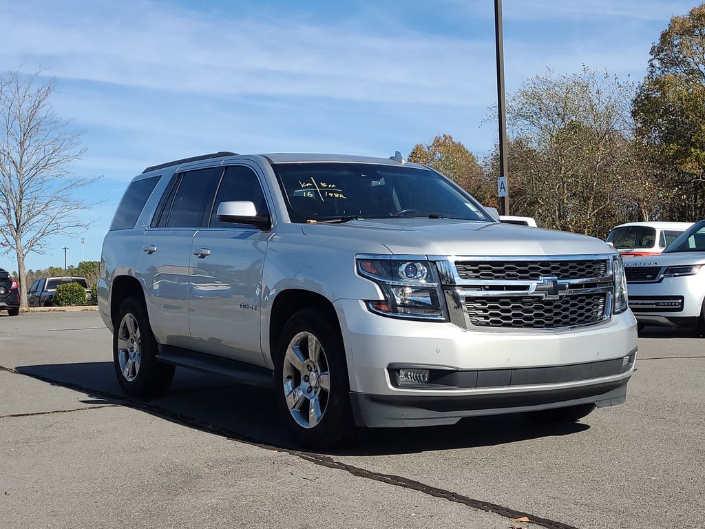 2016 Chevrolet Tahoe LT photo 3