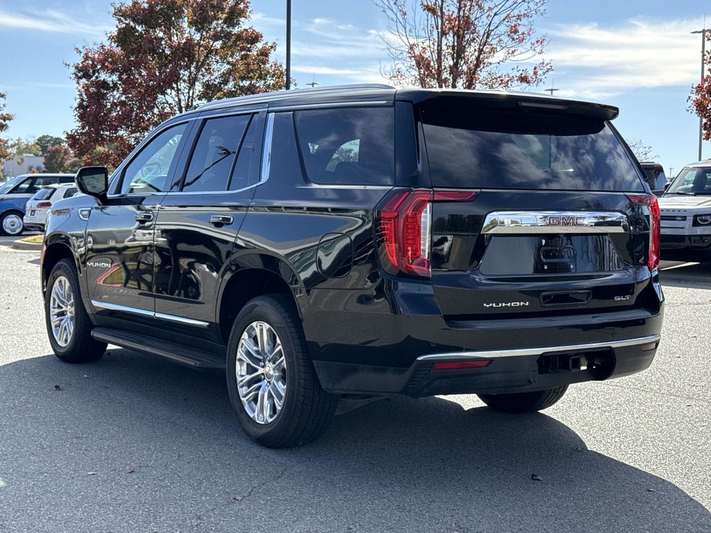 2021 Gmc Yukon SLT photo 3