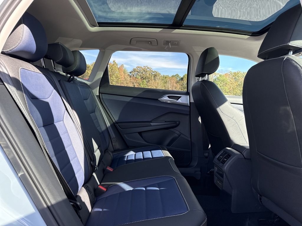2026 Volkswagen Taos SEL - Photo 17