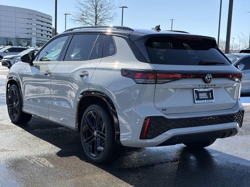 New 2026 Volkswagen Tiguan 2.0T SE R-Line Black SUV