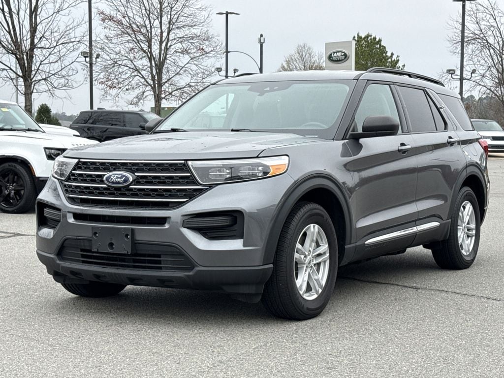 2022 Ford Explorer XLT's photo
