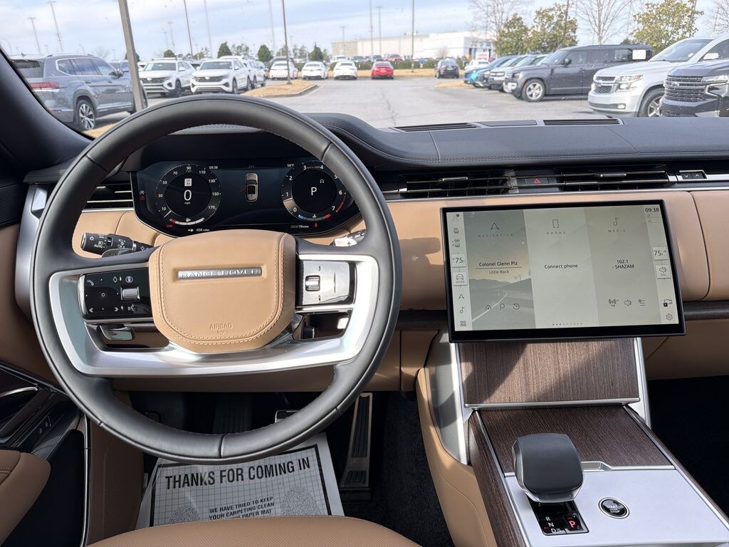 New 2026 Land Rover Range Rover SE SUV