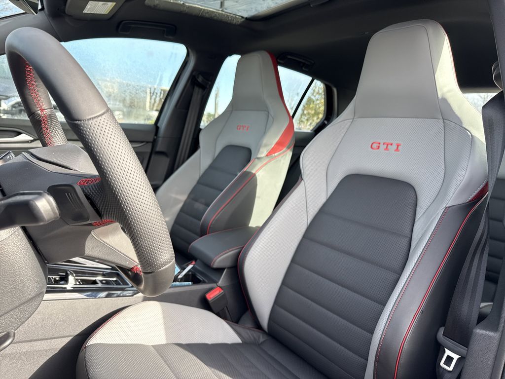 2026 Volkswagen Golf GTI SE - Photo 12
