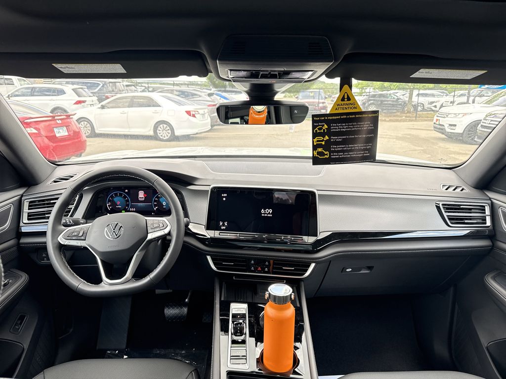 2025 Volkswagen Atlas Cross Sport SEL - Photo 22