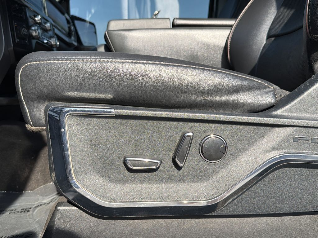 2021 Ford F-150 Lariat - Photo 21
