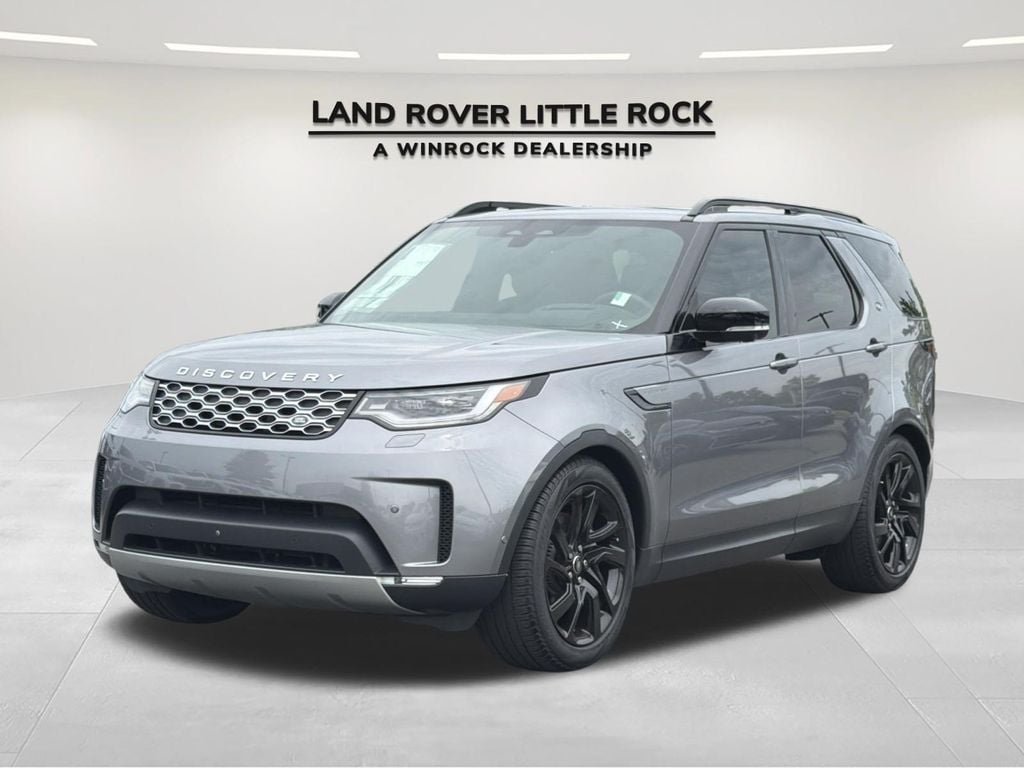 2025 Land Rover Discovery P300 S's photo