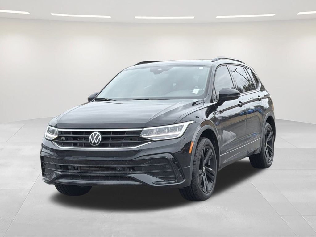 2024 Volkswagen Tiguan SE R-LINE BLACK