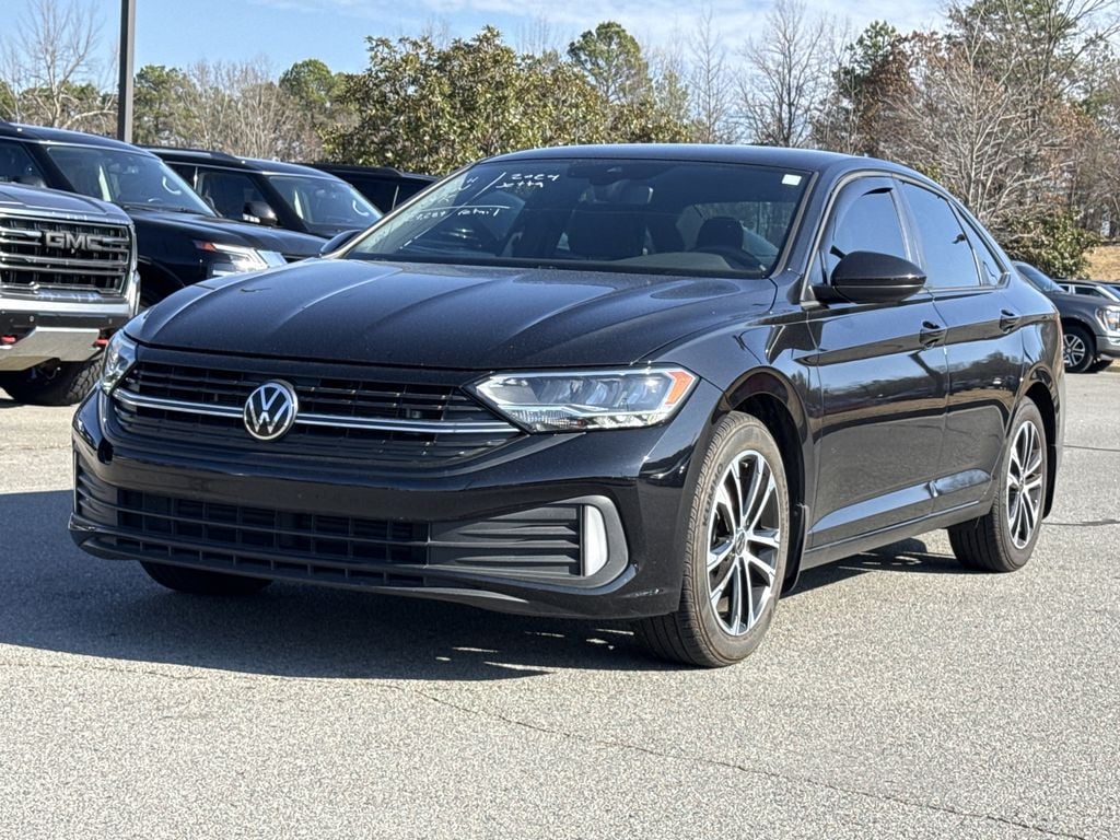 2024 Volkswagen Jetta Sport's photo