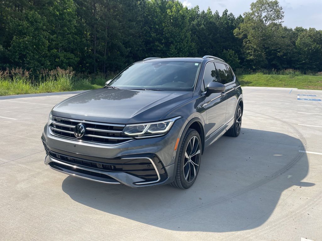 2024 Volkswagen Tiguan 2.0T SEL R-Line 4Motion's photo