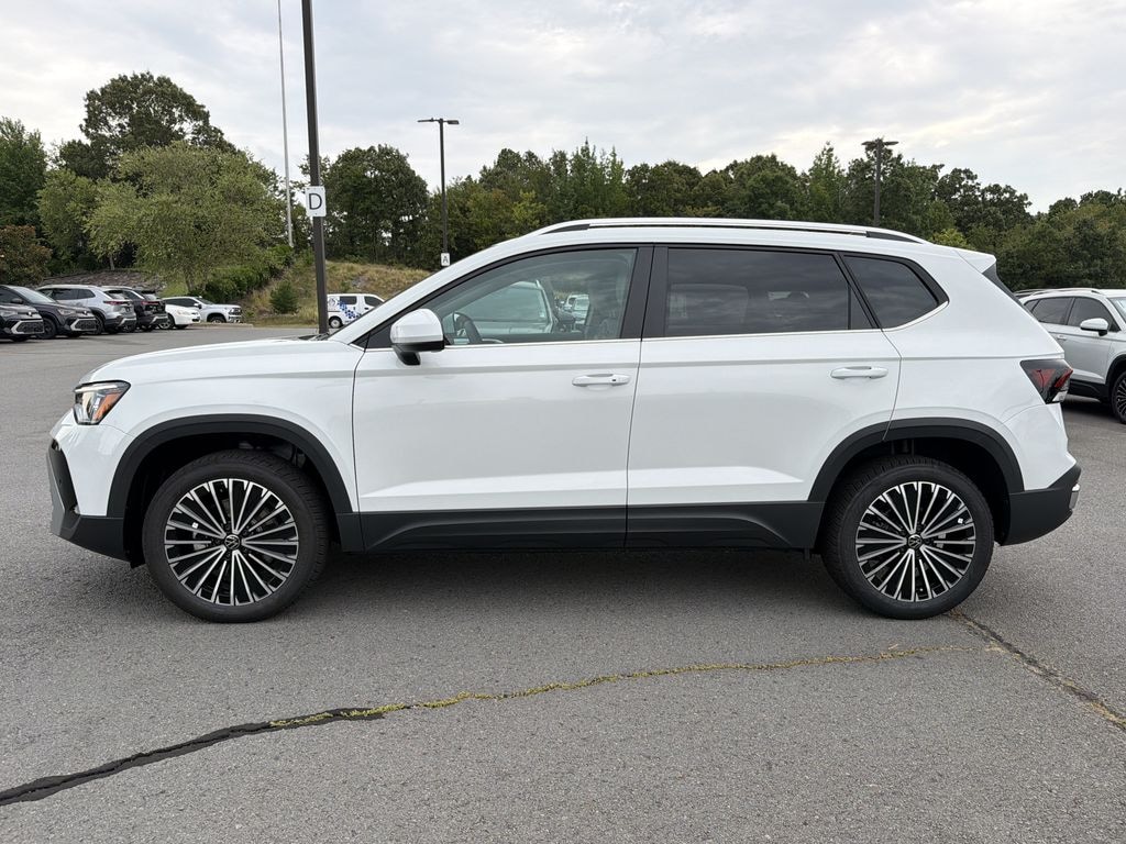 New 2026 Volkswagen Taos 1.5T SE SUV