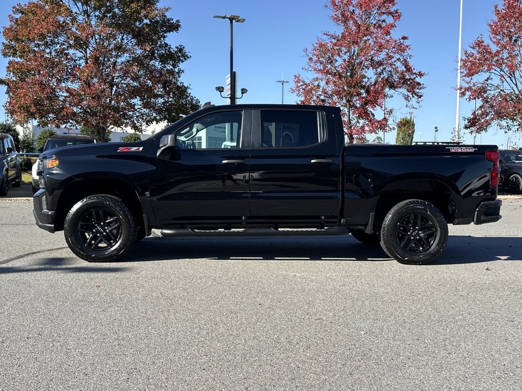 Used 2021 Chevrolet Silverado 1500 Custom with VIN 1GCPYCEH2MZ362405 for sale in Little Rock