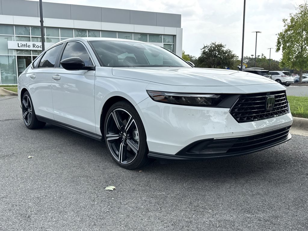 2024 Honda Accord Hybrid Sport photo 2