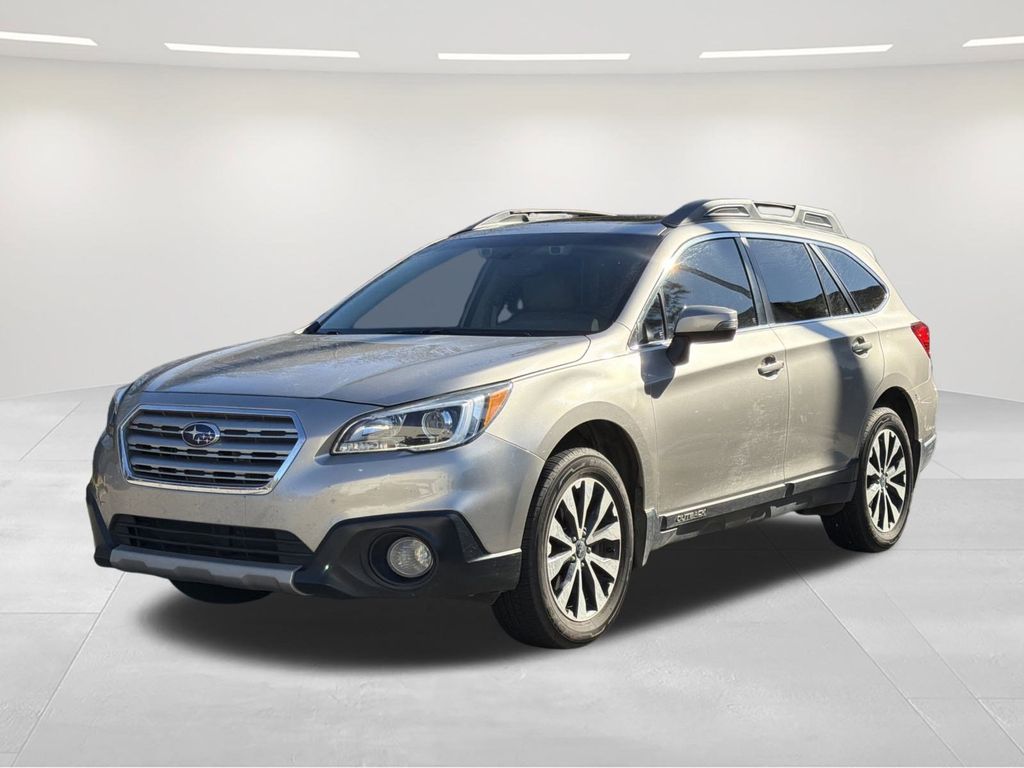 2016 Subaru Outback Limited's photo
