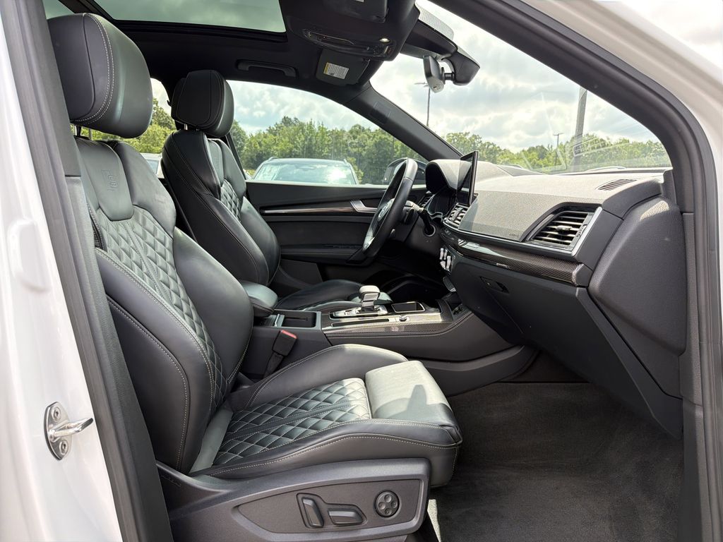 2023 Audi SQ5 Prestige - Photo 18