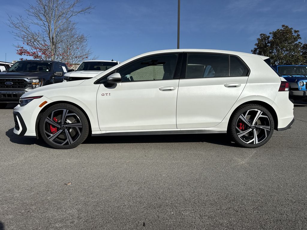 2026 Volkswagen Golf GTI SE - Photo 2