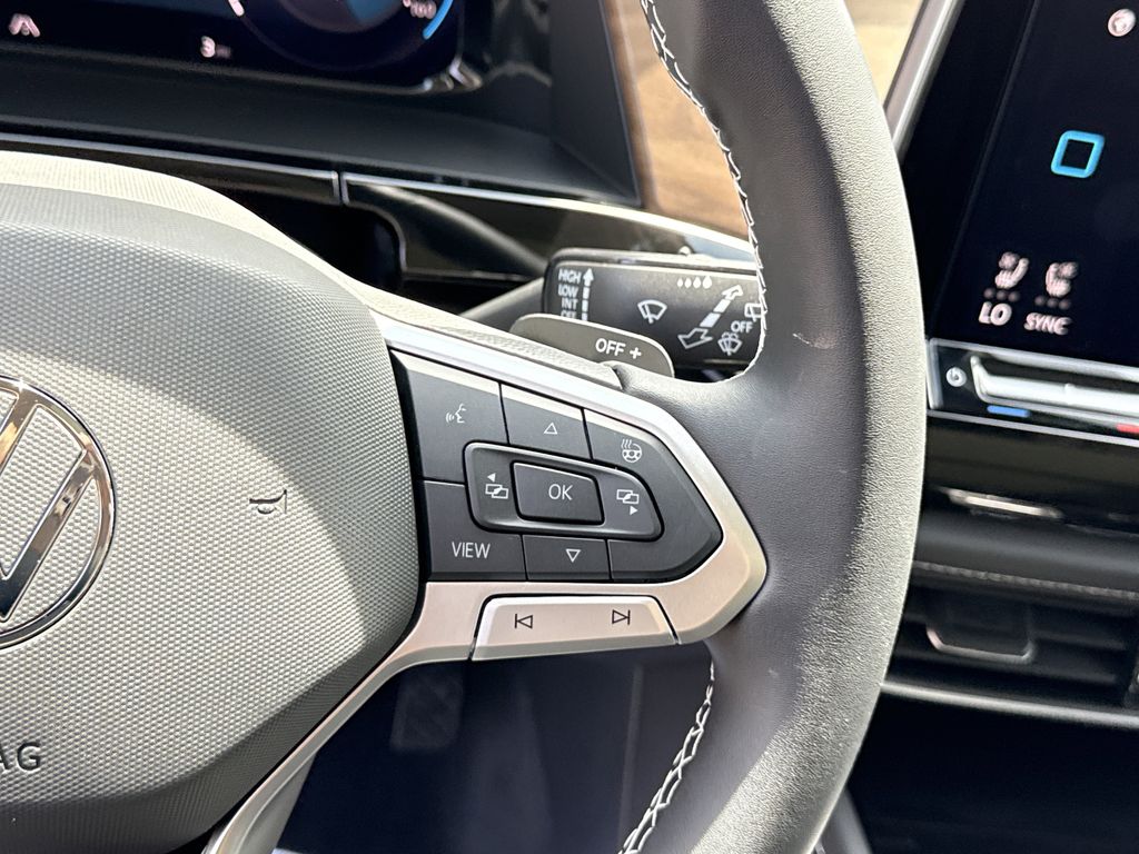 2026 Volkswagen Atlas SE w/Tech - Photo 30