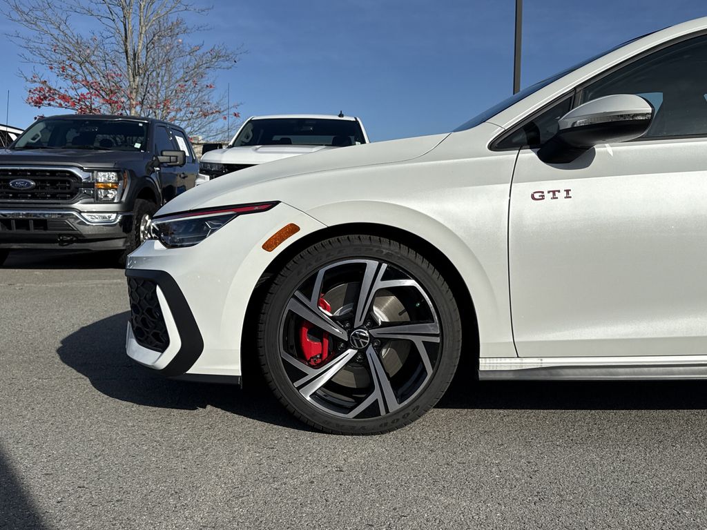 2026 Volkswagen Golf GTI SE - Photo 9