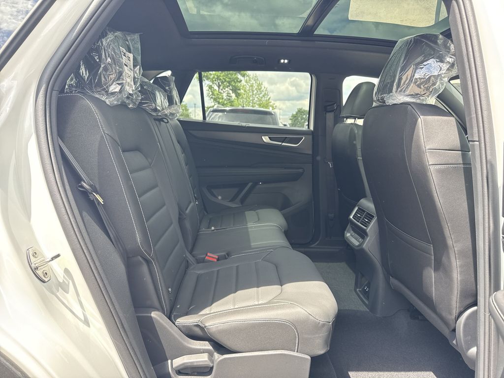 2025 Volkswagen Atlas Cross Sport SEL - Photo 17