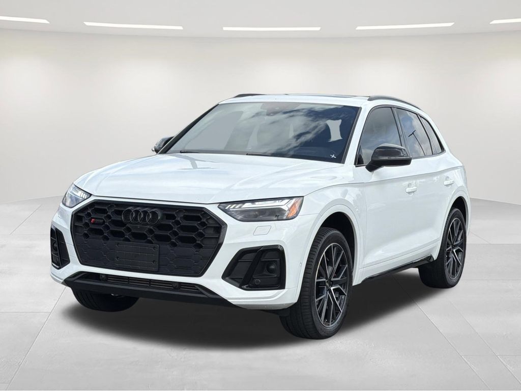 2023 Audi SQ5 Prestige's photo