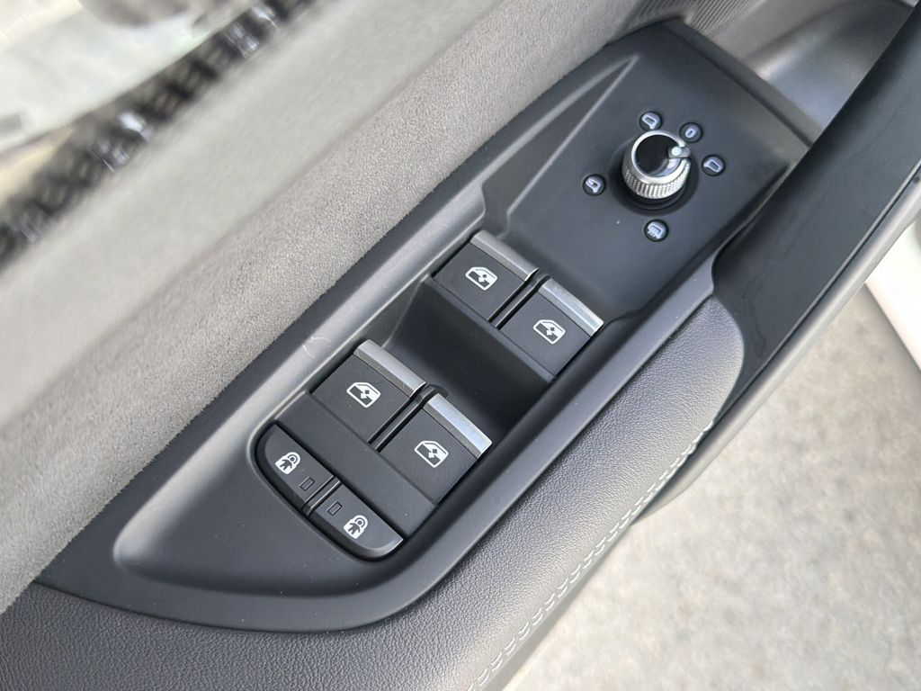 2023 Audi SQ5 Prestige - Photo 23