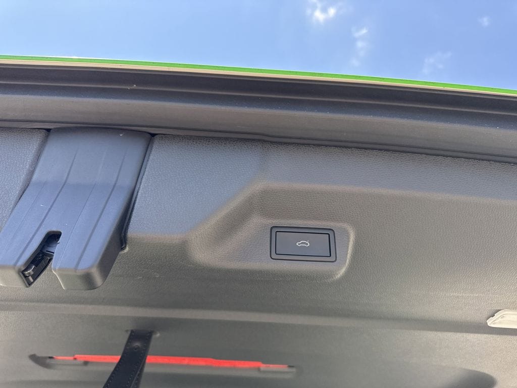 2025 Volkswagen ID. Buzz PRO S - Photo 17