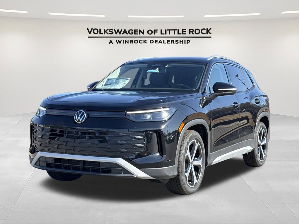 2026 Volkswagen Tiguan SE's photo