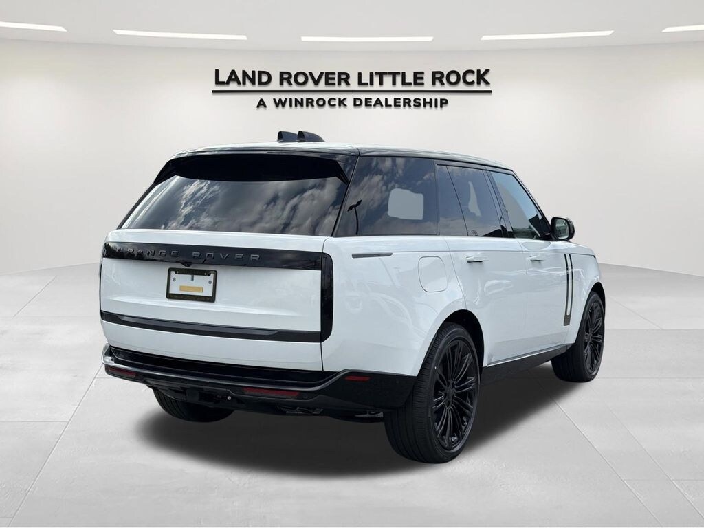New 2026 Land Rover Range Rover SE SUV