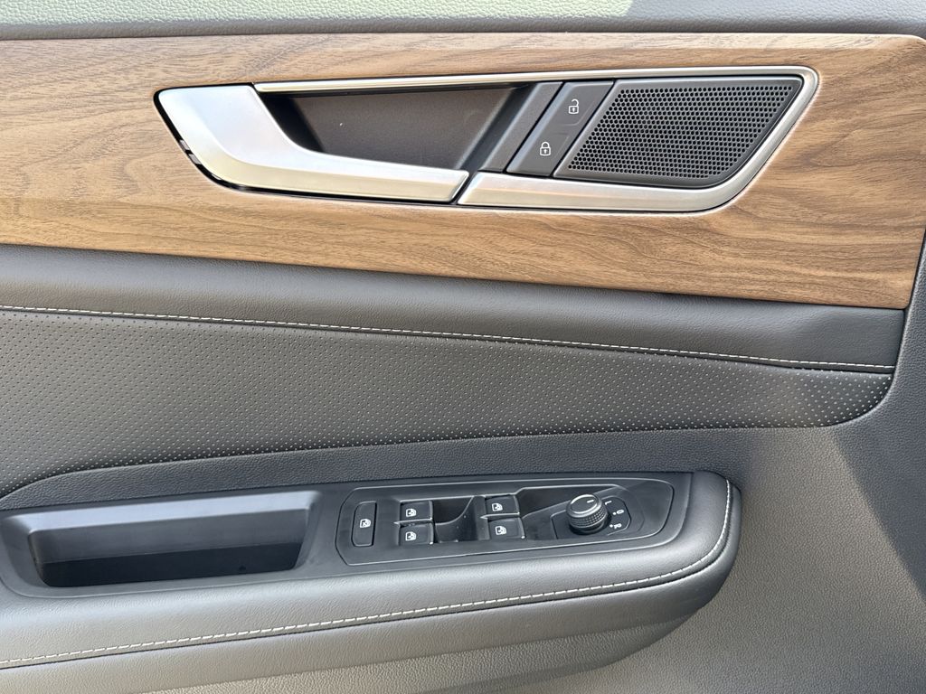 2026 Volkswagen Atlas SE w/Tech - Photo 27