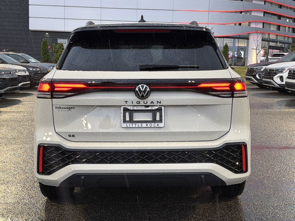 New 2026 Volkswagen Tiguan 2.0T SE R-Line Black SUV