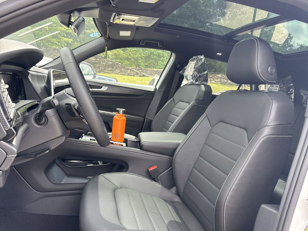 2025 Volkswagen Atlas Cross Sport SEL - Photo 12