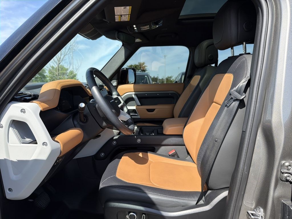 Used 2023 Land Rover Defender 130 X-Dynamic SE SUV