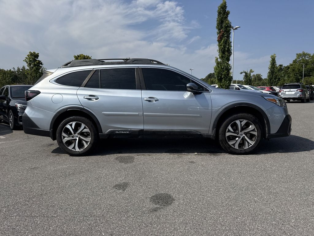 2020 Subaru Outback Limited XT photo 2