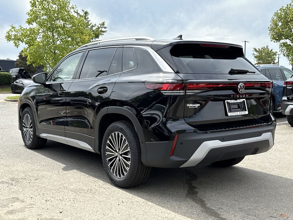 New 2025 Volkswagen Tiguan 2.0T S SUV