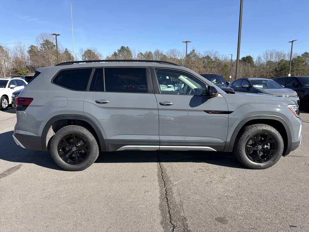 New 2026 Volkswagen Atlas 2.0T Peak Edition SUV