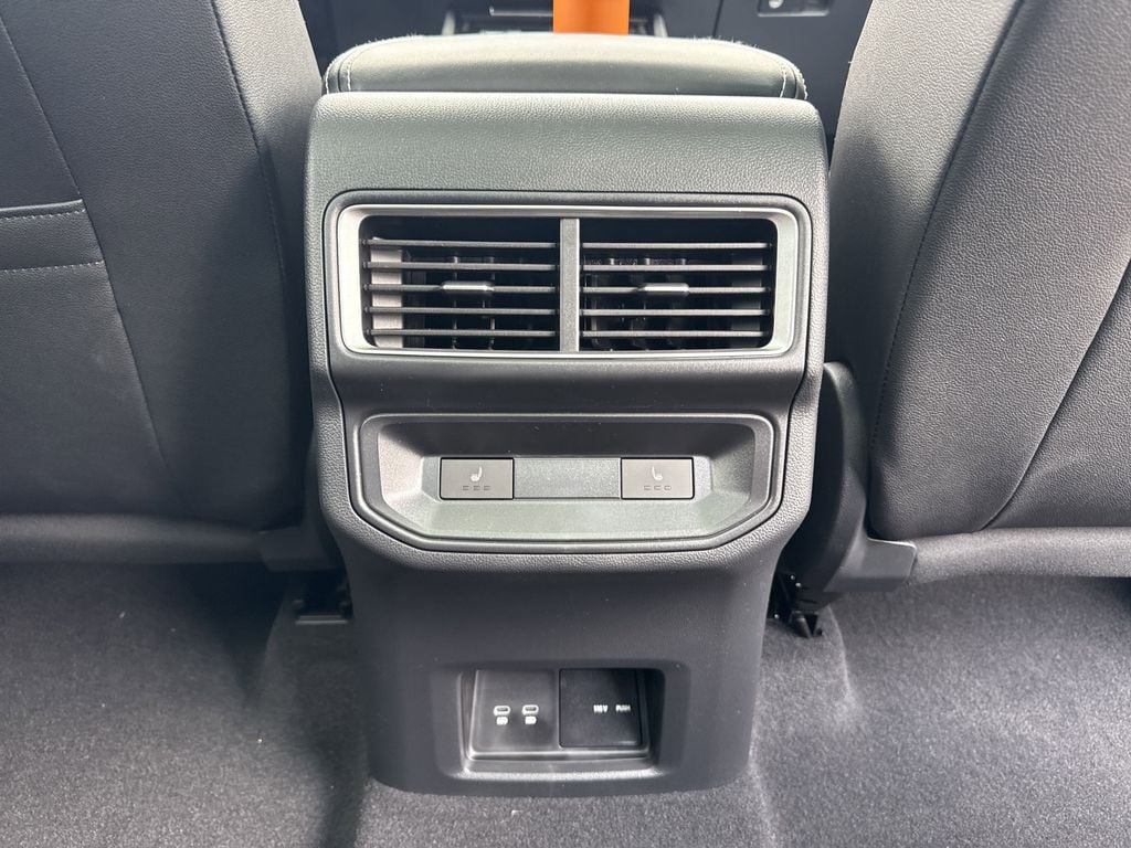 2025 Volkswagen Atlas Cross Sport SEL - Photo 23
