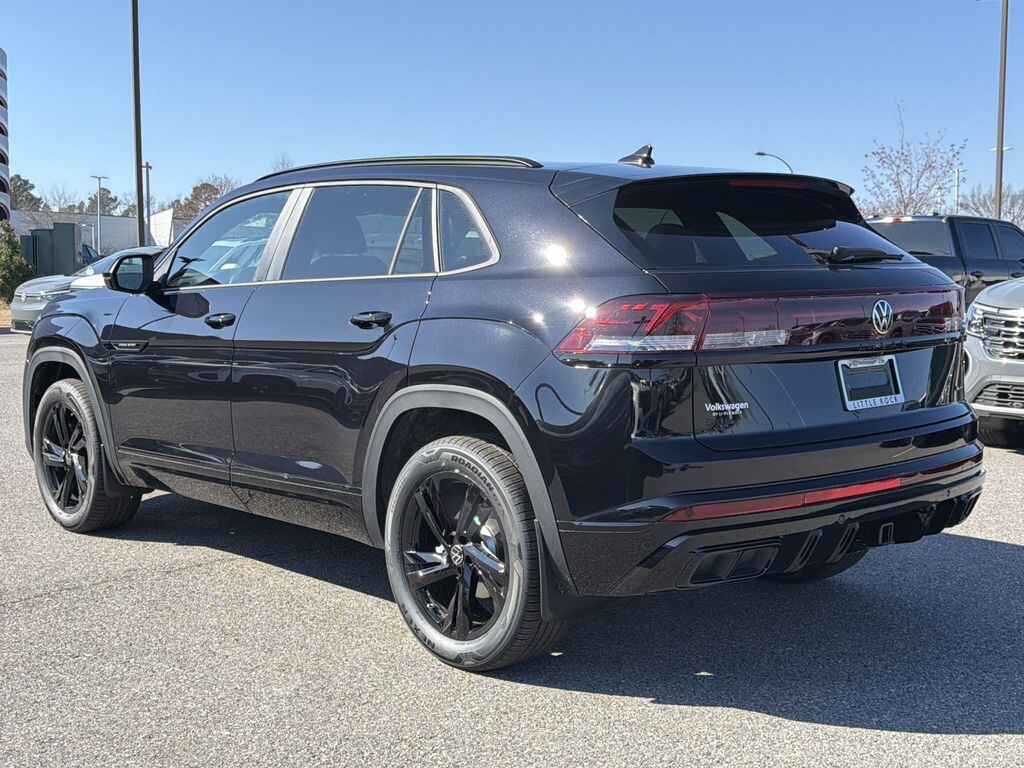 New 2026 Volkswagen Atlas Cross Sport 2.0T SEL R-Line Black SUV