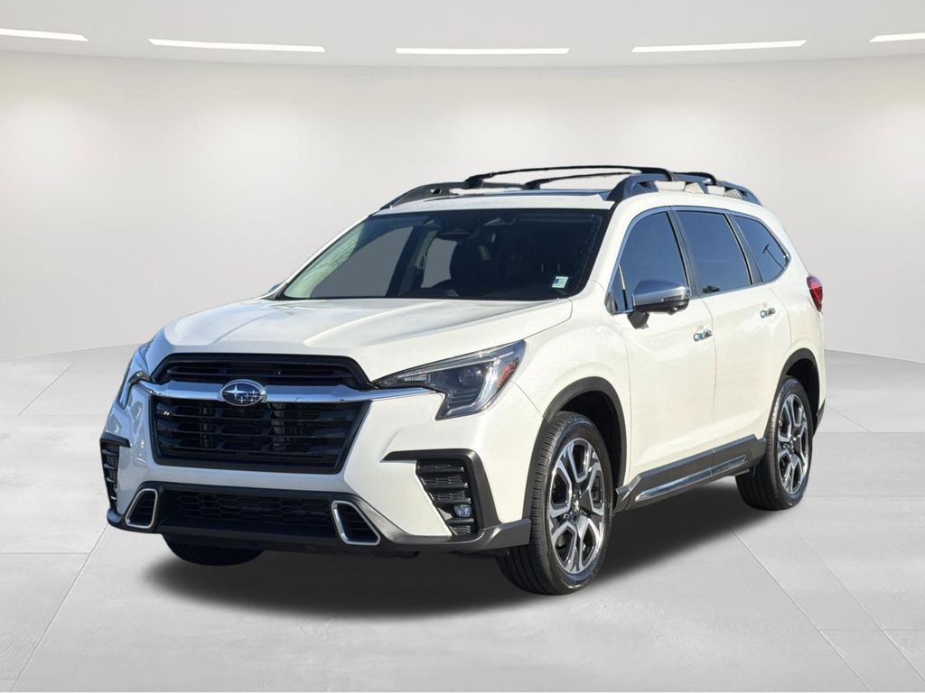 2023 Subaru Ascent Touring's photo