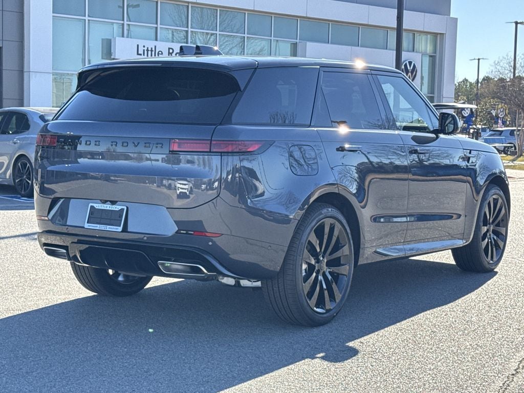 New 2026 Land Rover Range Rover Sport Dynamic SE SUV